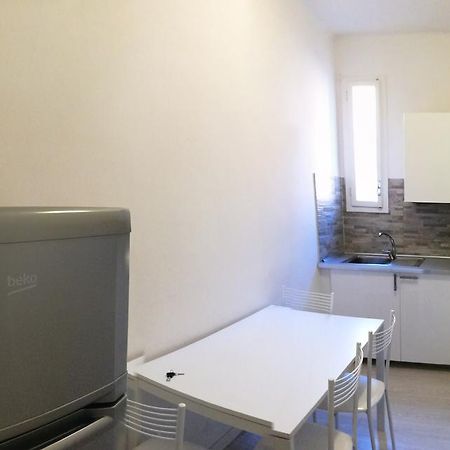 Farolfi Apartments Passarotti Болонья Экстерьер фото